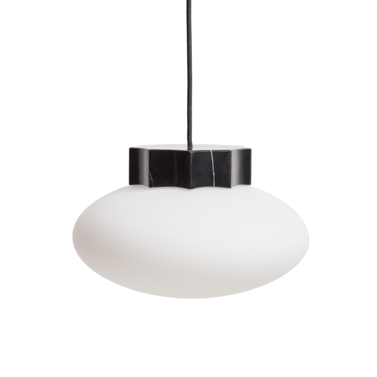 marmura granit travertin.preturi de fabrica Lustra alba/neagra din marmura Idela Large Kave Home