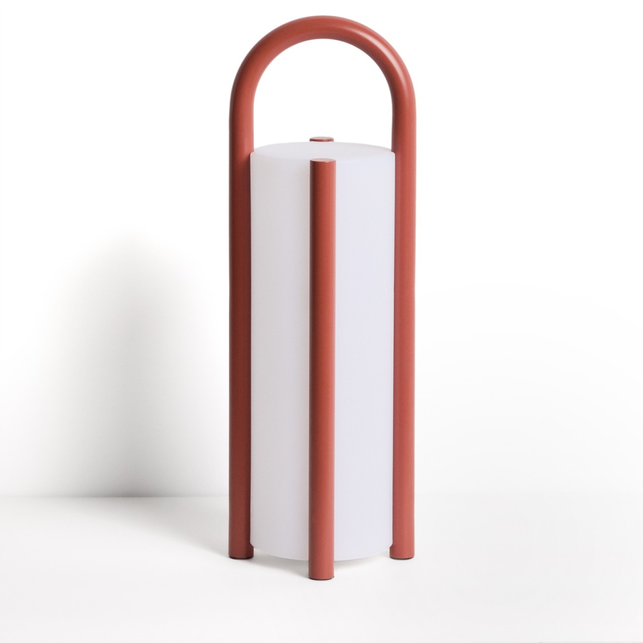 rochii de inchiriat & sobe teracota oradea fotografii Veioza portabila maro teracota din metal 48 cm Leros Kave Home