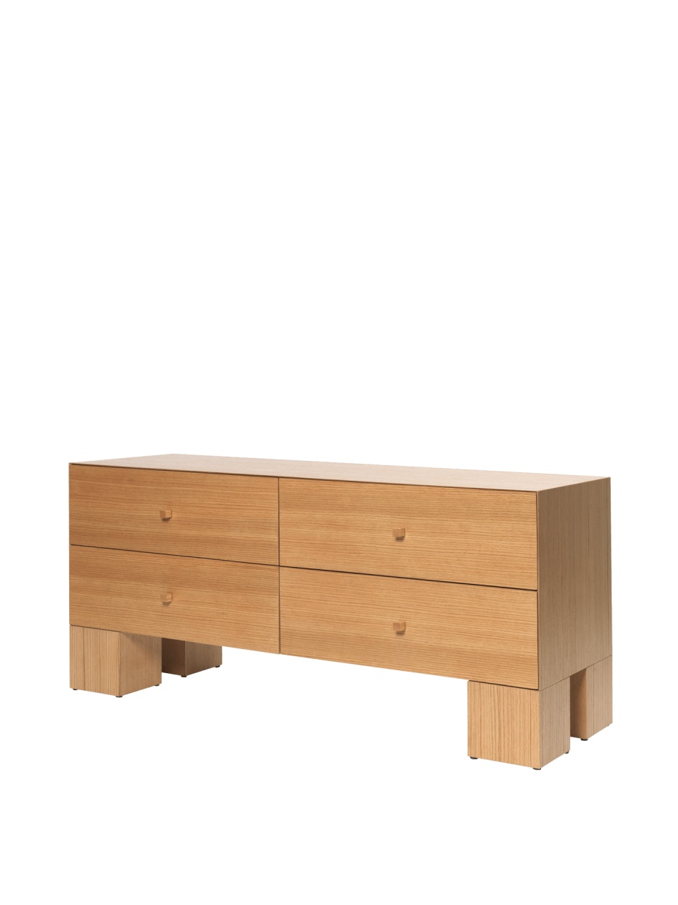 Dressers Comoda maro 135 cm Kuben 2x2 Ferm Living