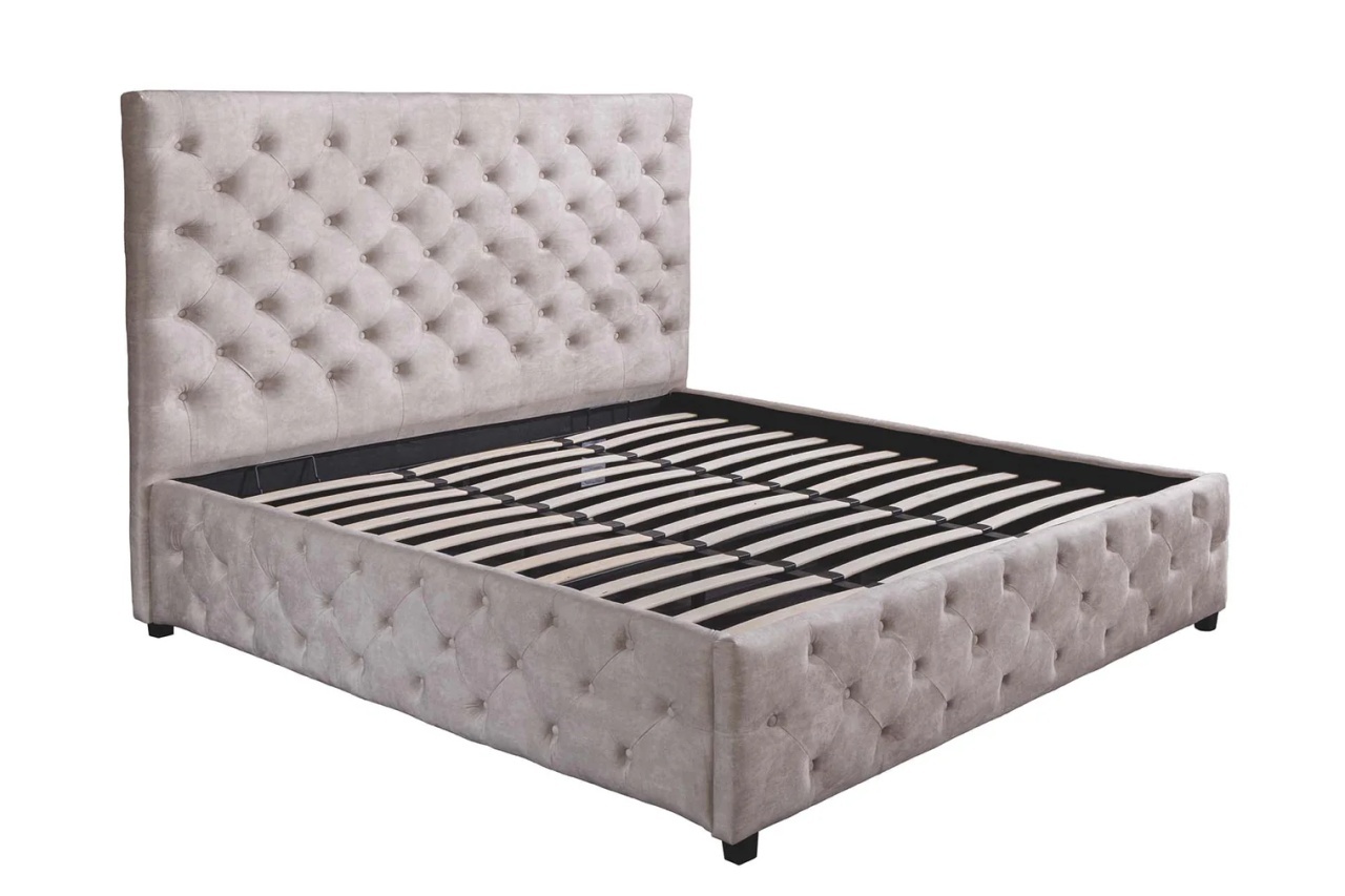 the 15:17 to paris online Pat bej sampanie din catifea 180x200 cm Paris The Home Collection