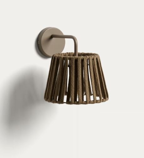 pret lambriu lemn exterior Aplica pentru exterior bej din metal Aldet Kave Home