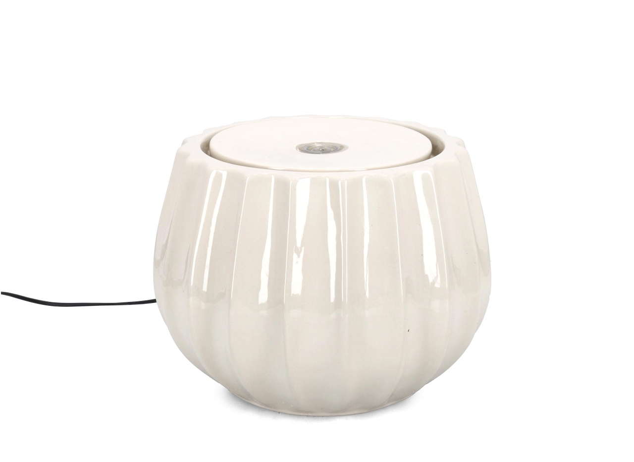 Fountains & Ponds Fantana arteziana ivorie din ceramica Ilya Bizzotto