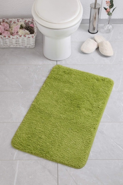 Covoras de baie verde din fibre sintetice 50x80 cm Karo The Home Collection