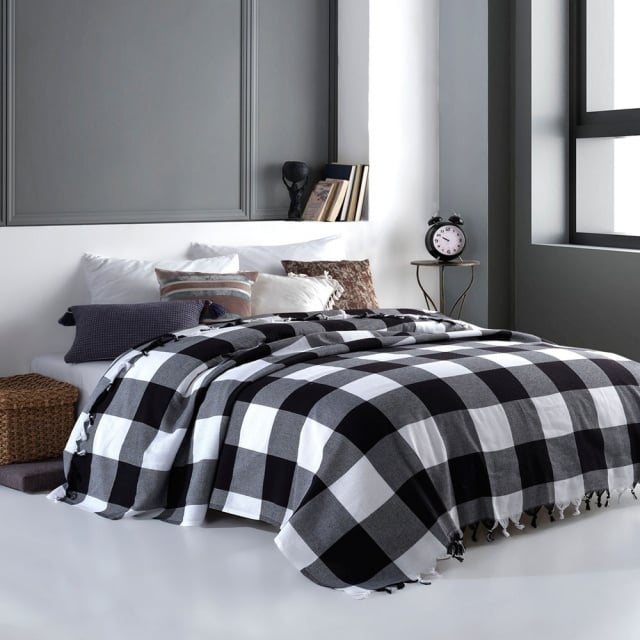 Cuvertura alba/neagra din bumbac 200x220 cm Linda Double The Home Collection