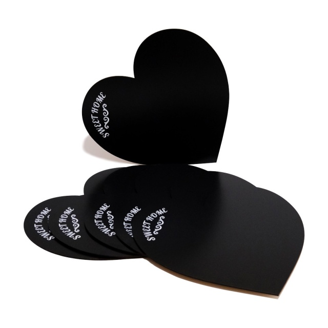 Set 4 protectii de masa negre din lemn 29 cm Heart The Home Collection