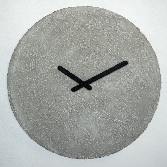 Ceas de perete rotund gri din metal 48 cm Concrete The Home Collection