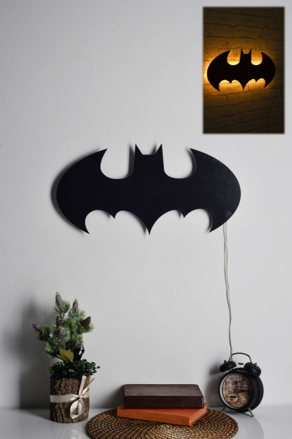 Decoratiune luminoasa galbena Batman The Home Collection