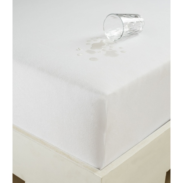 Husa protectie pentru pat alba din fibre sintetice 120x200 cm Alez Single The Home Collection