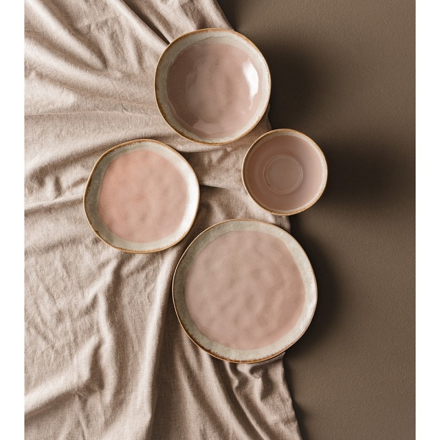 Set de masa 18 piese roz din ceramica Mykonos The Home Collection
