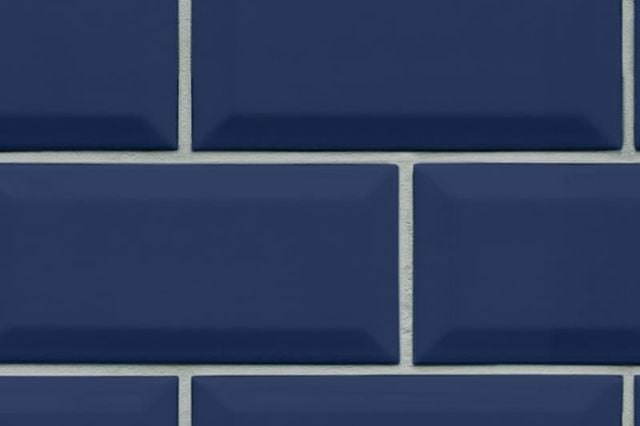 Tapet albastru din hartie Bistro Tiles Royal Blue Rebel Walls