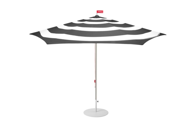 Umbrela soare gri antracit din fibre sintetice Stripesol Base Grey Fatboy