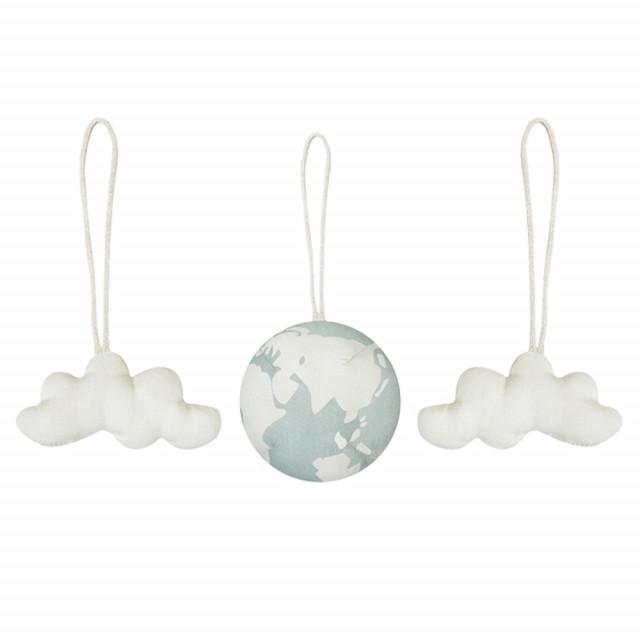Set 3 decoratiuni suspendabile albe/albastre din bumbac organic Ball Lorena Canals