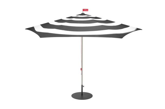 Umbrela soare gri antracit din fibre sintetice Stripesol Base Fatboy