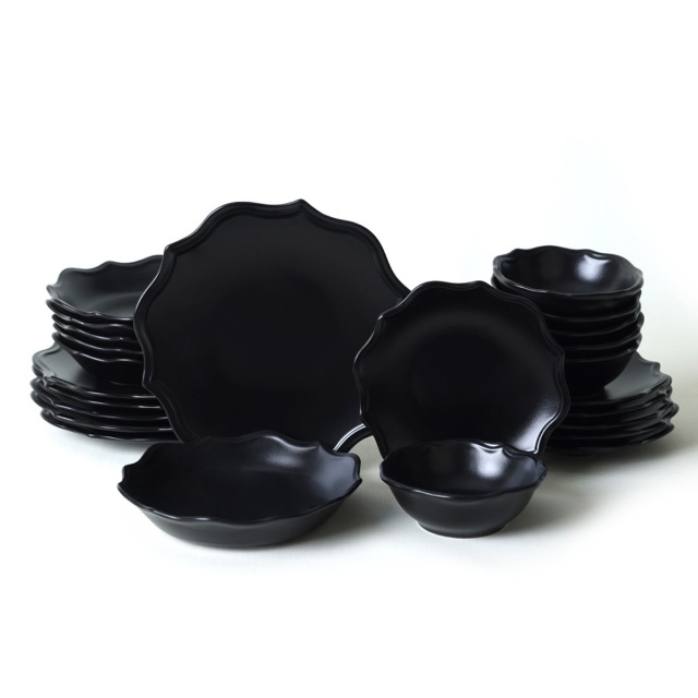 Set de masa 24 piese negre din ceramica Duras The Home Collection