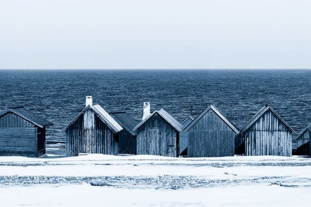 Tapet din hartie Boathouse Blues Rebel Walls