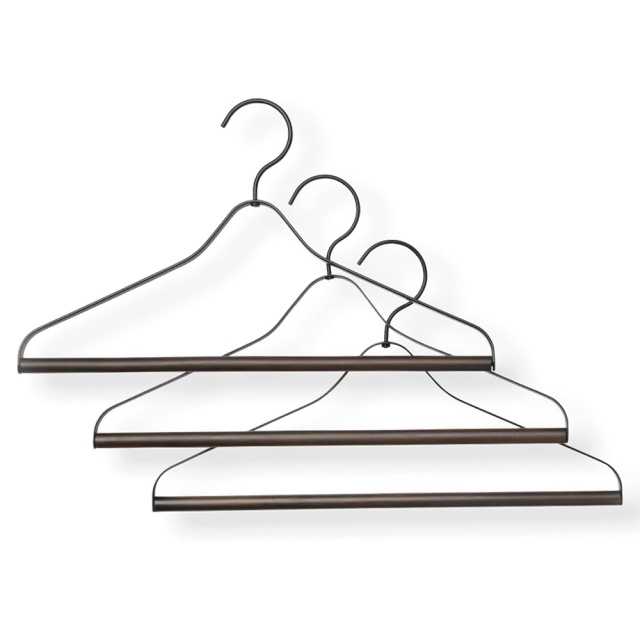 Set 3 umerase negre din metal Cotta Ferm Living