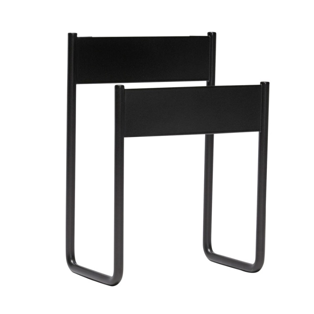 Suport reviste pentru perete negru din metal Inbetween Magazine Hubsch
