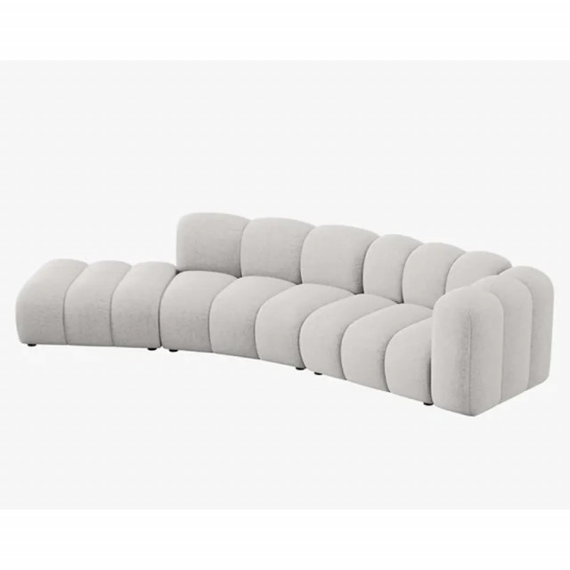 Canapea cu colt gri deschis din textil pentru 5 persoane Lupine Right Besolux