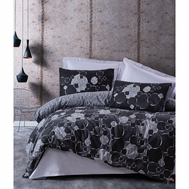 Lenjerie pat gri/neagra din textil Round The Home Collection