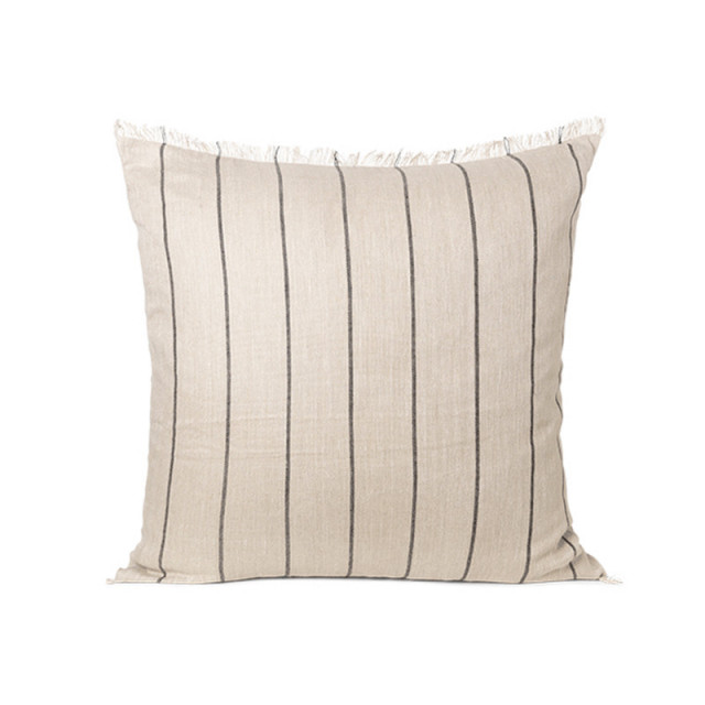 Perna patrata maro camel/neagra din fibre 80x80 cm Calm Ferm Living