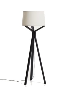 Lampadar alb/negru din lemn 150 cm Ubira Kave Home