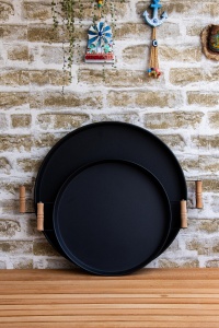 Set 2 tavi rotunde negre din metal M0185 - 3 The Home Collection