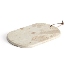 Tocator oval maro din marmura 23x35 cm Orlina Kave Home