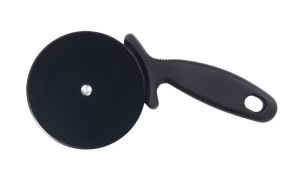 Cutit pentru pizza negru din metal Volo Wenko