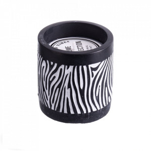 Lumanare parfumata cu suport negru/alb din ciment 8 cm Moty The Home Collection