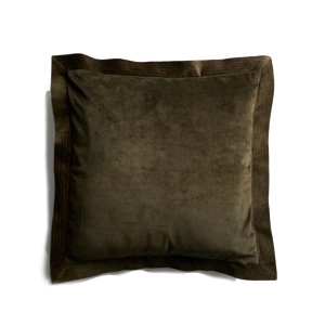 Fata de perna verde din catifea 45x45 cm Ladira Kave Home