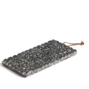Platou pentru servire gri din piatra 15x30 cm Arlena Kave Home