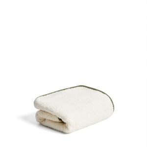 Prosop crem/verde din bumbac 50x90 cm Sedora Kave Home