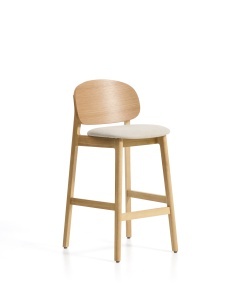 Scaun bar maro deschis din lemn Ludara Kave Home