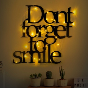 Decoratiune luminoasa de perete neagra din metal Smile The Home Collection
