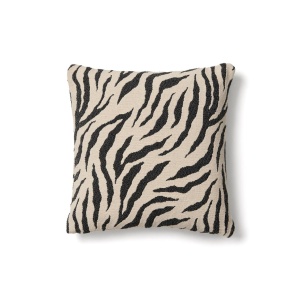 Fata de perna crem/neagra din bumbac 45x45 cm Meluni Kave Home