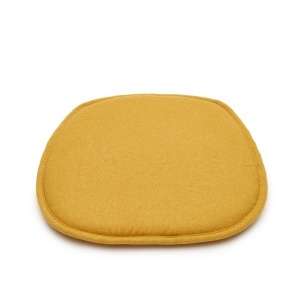 Perna sezut galbena din fibre sintetice 43x43 cm Romane Kave Home