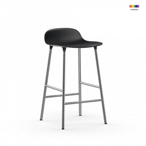 Scaun bar negru din polipropilena si metal Form Normann Copenhagen