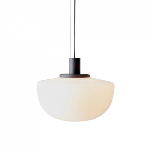 Lustra alba/neagra din metal Opal Bank Audo Copenhagen