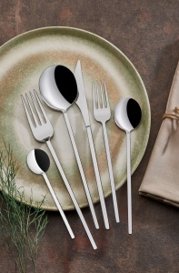 Set 36 tacamuri argintii din metal Patara36 The Home Collection