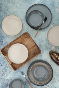 Set de masa 16 piese gri/crem din ceramica MOD16YS730K57B The Home Collection