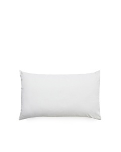 Perna dreptunghiulara alba din bumbac 40x70 cm Duca Kave Home