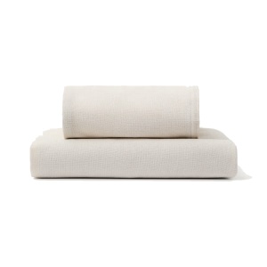 Husa pentru taburet ecru din textil Alea Chenille Kave Home