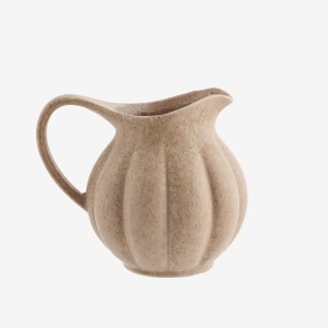 Carafa roz prafuit din ceramica 1 L Lora Madam Stoltz