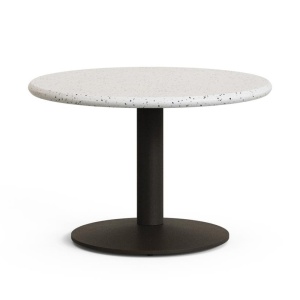 Masa de cafea exterior alba/verde din ciment 70 cm Esilda Terrazzo Kave Home