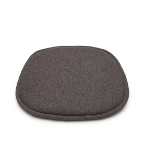 Perna sezut gri inchis din fibre sintetice 43x43 cm Romane Kave Home