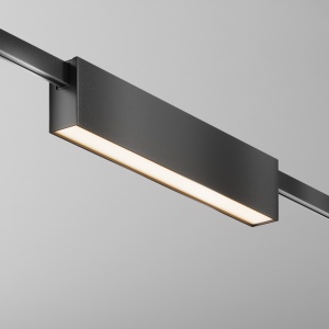 Spot negru din metal Basis Maytoni