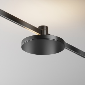 Spot negru din metal Plato Maytoni