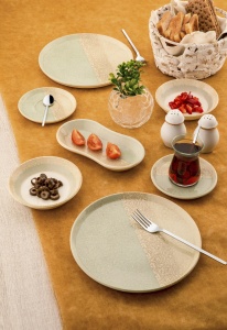Set de masa 26 piese verzi/crem din ceramica N25006 The Home Collection