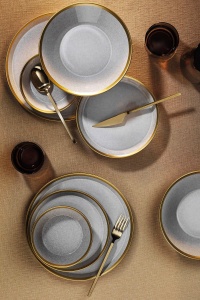 Set de masa 8 piese gri/aurii din ceramica FRZ08YS856A14520 The Home Collection